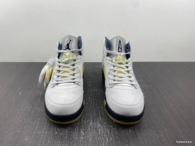 HYPE A Ma WMNS Air x Jordan FZ5758-004 5 Maniere 0703